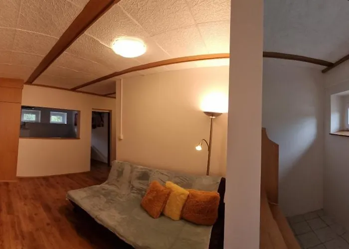 Vinarstvi Klucov * Lstibor